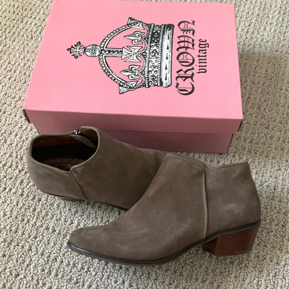 Crown Vintage Suede Booties